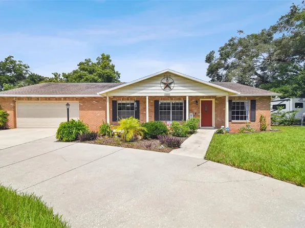 1805 Parkwood Dr, Valrico, FL 33594