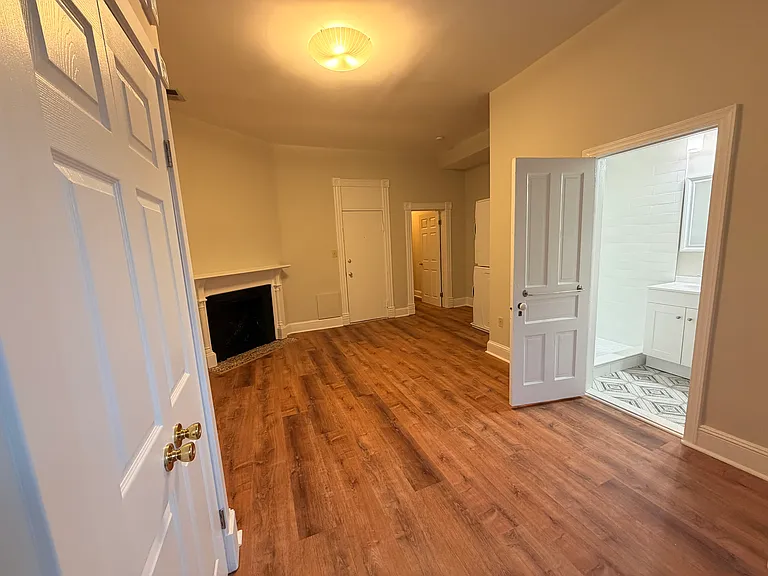 1418 Hopkins St NW #3 — Photo 21