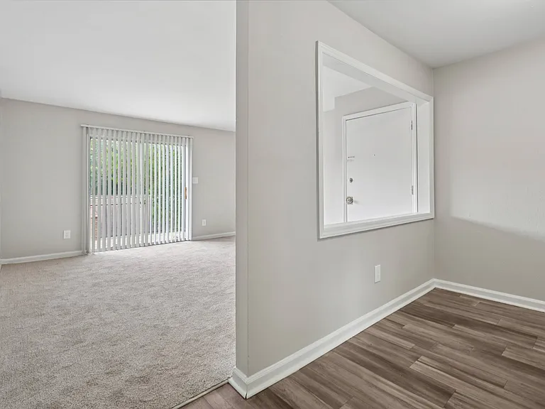 The Highlands Apartments — Photo 14
