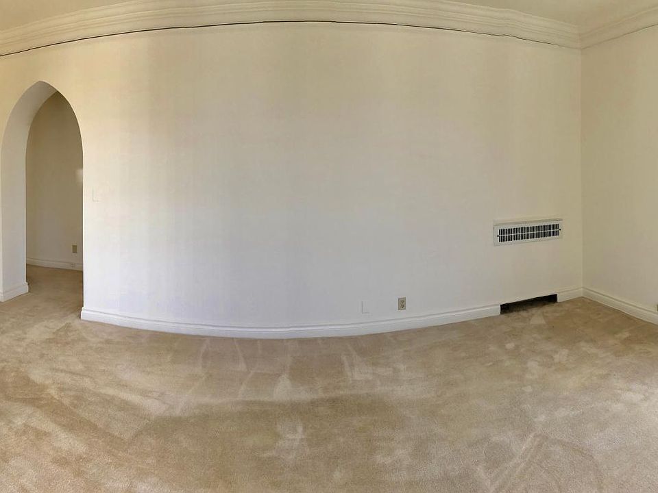 1st image of 3401 Clay St APT 404