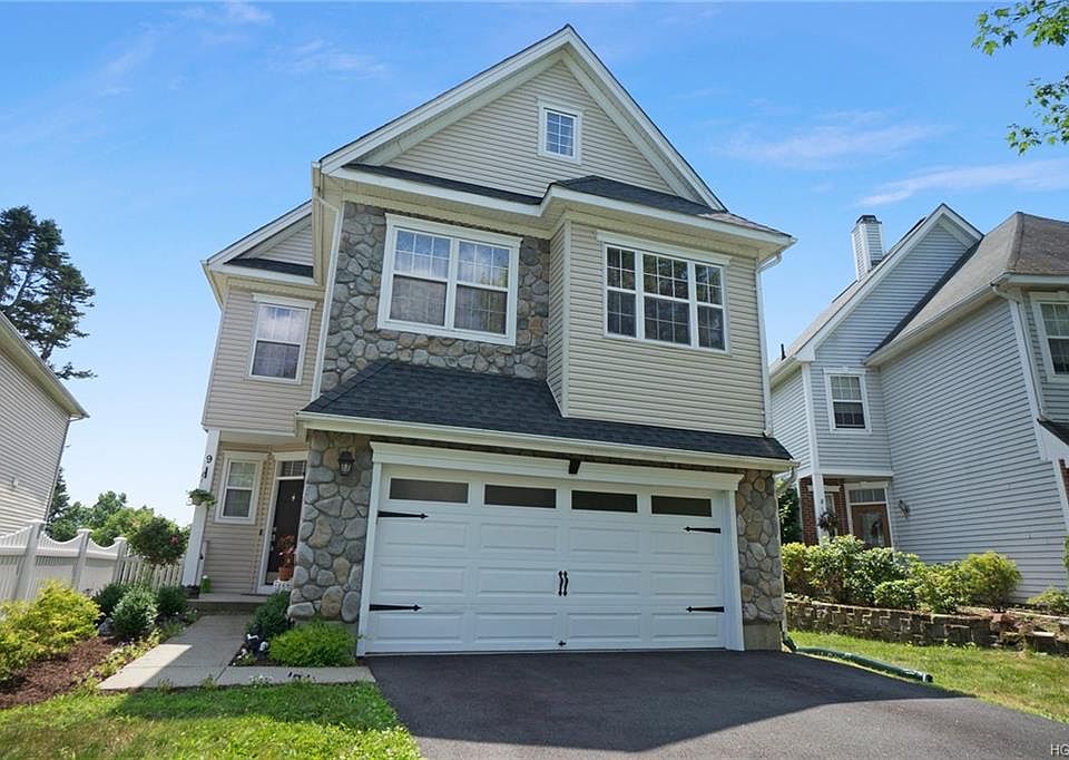 2nd image of 9 Mackellar Ct