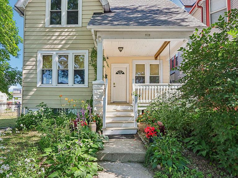 Listing photo 4