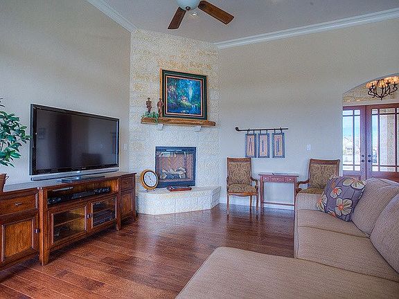 4th image of 2947 Dry Hollow Dr