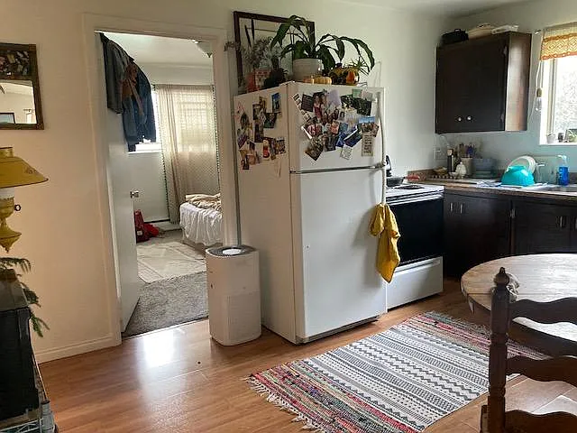 kitchen looking toward bedroom