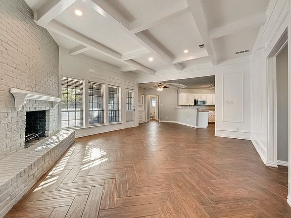 2nd image of 2740 Teakwood Ln