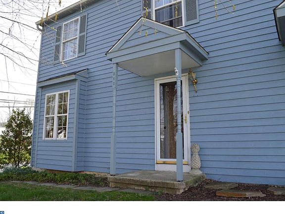 2nd image of 360 Jackson Ave