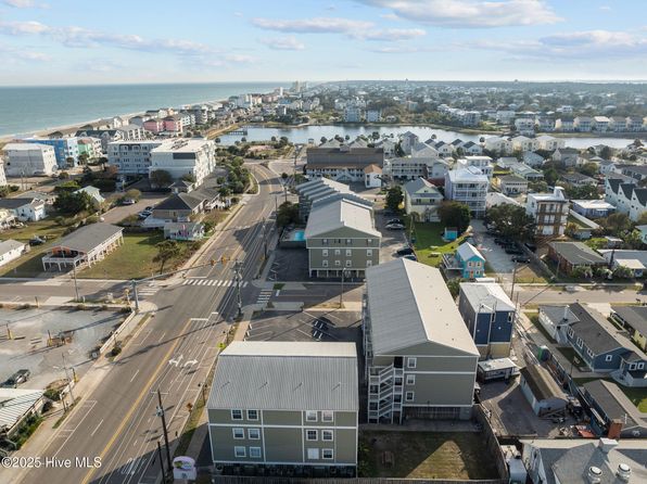 108 Lake Park Boulevard S Apt 302, Carolina Beach, NC 28428