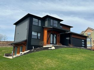 325 Derek Dr, Boalsburg, PA 16827