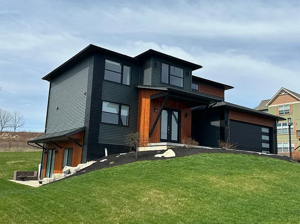 325 Derek Dr, Boalsburg, PA 16827