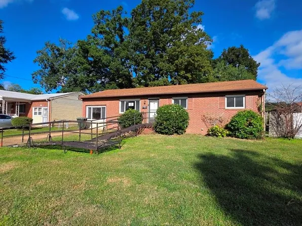 139 Ruston Dr, Newport News, VA 23602