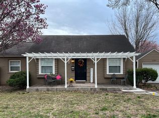 1104 E 33rd Pl, Tulsa, OK 74105