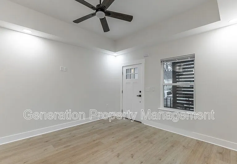 1124 Garfield St #A — Photo 5