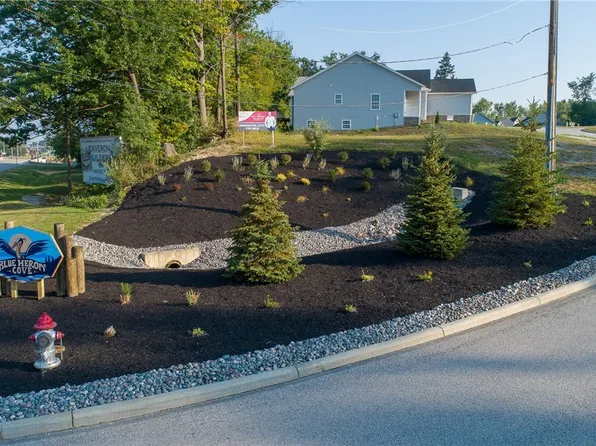 37 Blue Heron Ct, Painesville, OH 44077