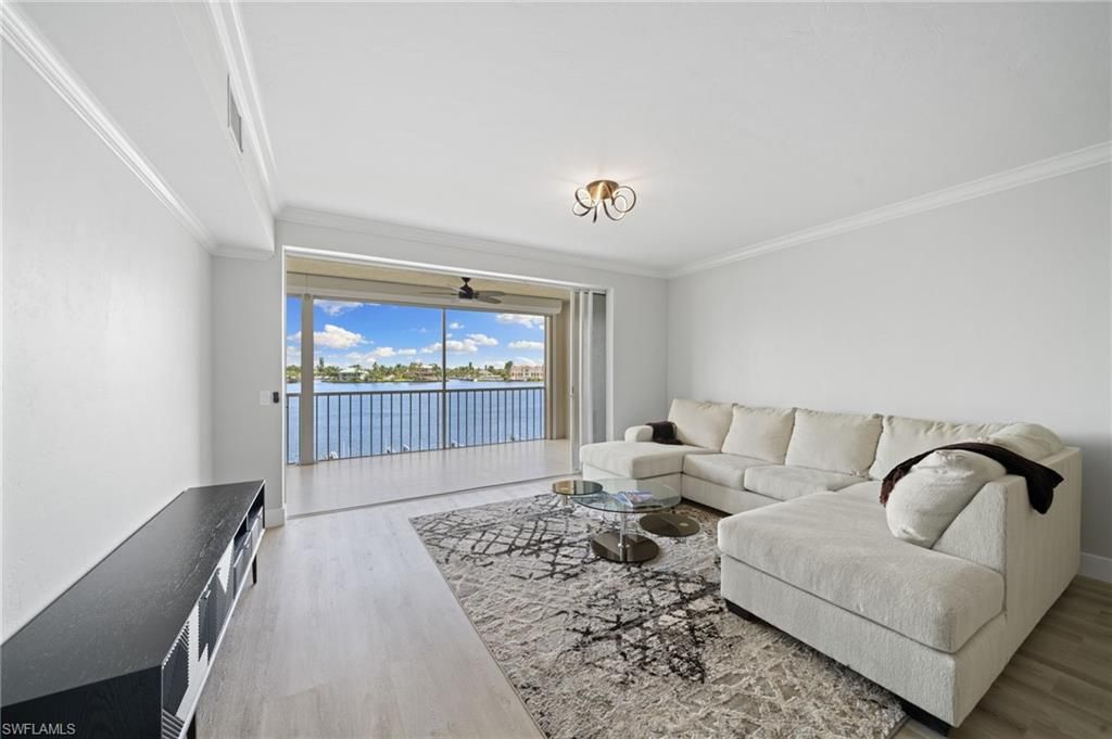 9700 Gulf Shore DR #202, Naples, FL