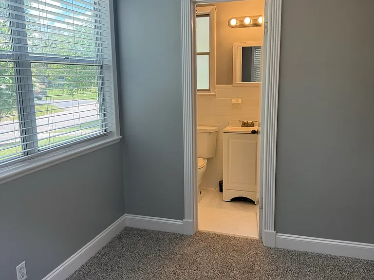 5044 Oakside Dr — Photo 46