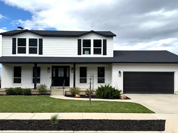 10158 High Point Ln, Sandy, UT 84092