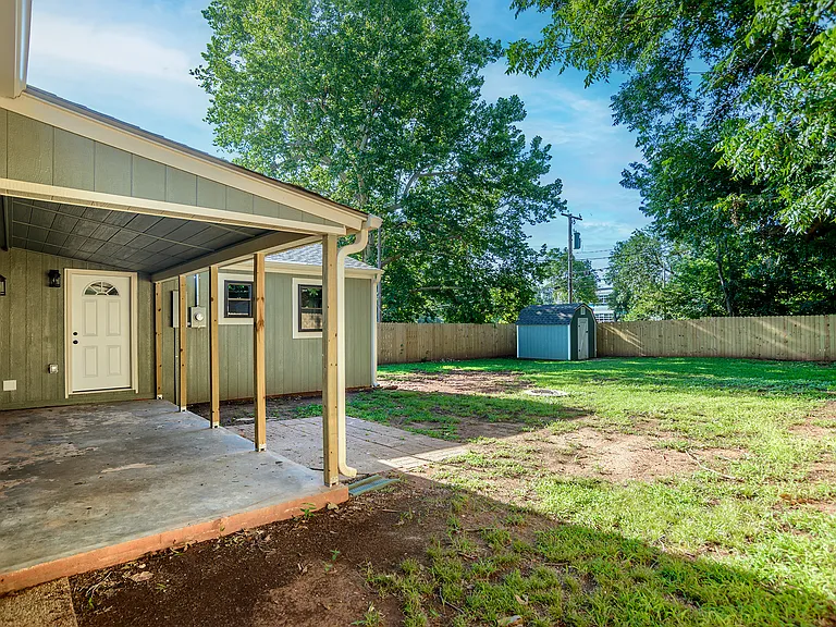 807 W Bennett Dr — Photo 6