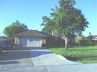 325 Richy Rd, Roanoke, TX 76262