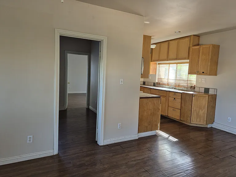 Meadow Rd — Photo 16