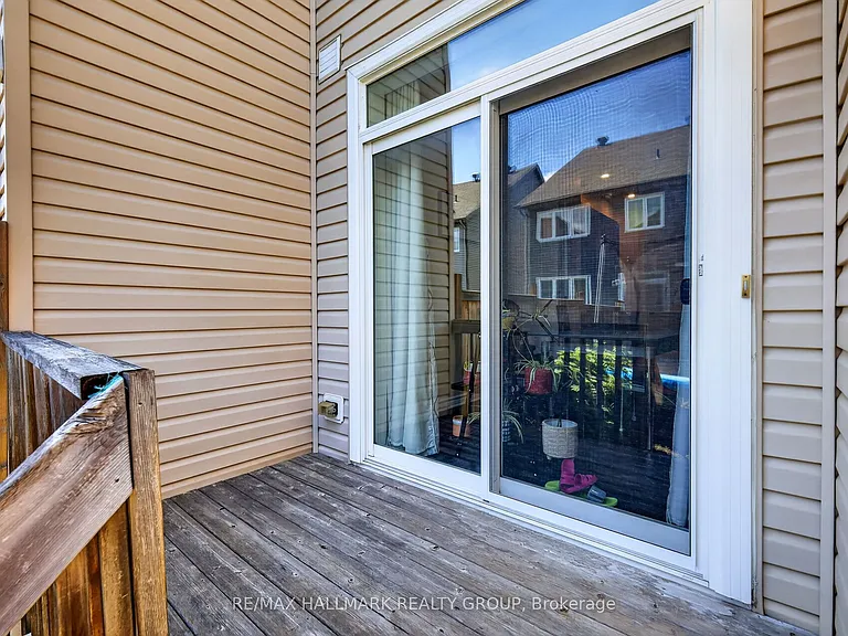 111 Eric Maloney Way — Photo 32