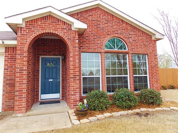 3rd image of 103 Serenity Cir