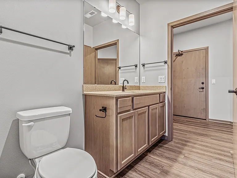 Vista- Bathroom
