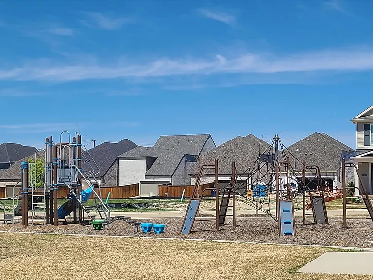 8875 Stablehand Mews — Photo 33
