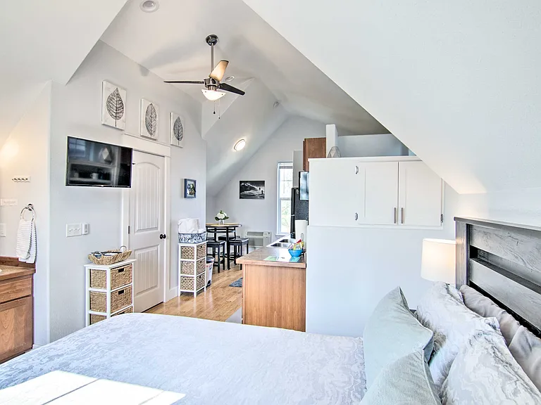 4208 Benepe St #B — Photo 18