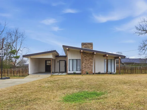 366 W Borel Dr, Lake Charles, LA 70611