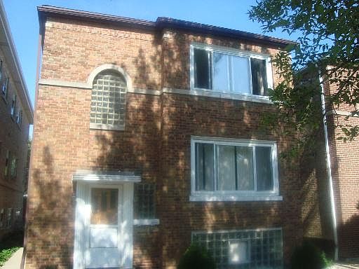 1st image of 1840 S Oak Park Ave