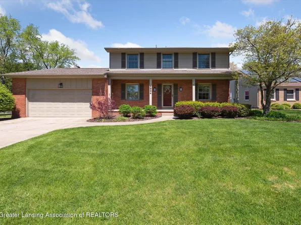 2924 Colony Dr, East Lansing, MI 48823
