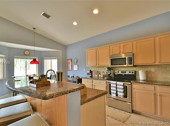 5th image of 5424 NW 109th Ct