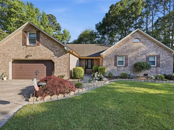706 Tannahill Ct, Chesapeake, VA 23322