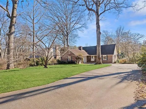 4251 Tuckersham Ln, Tucker, GA 30084