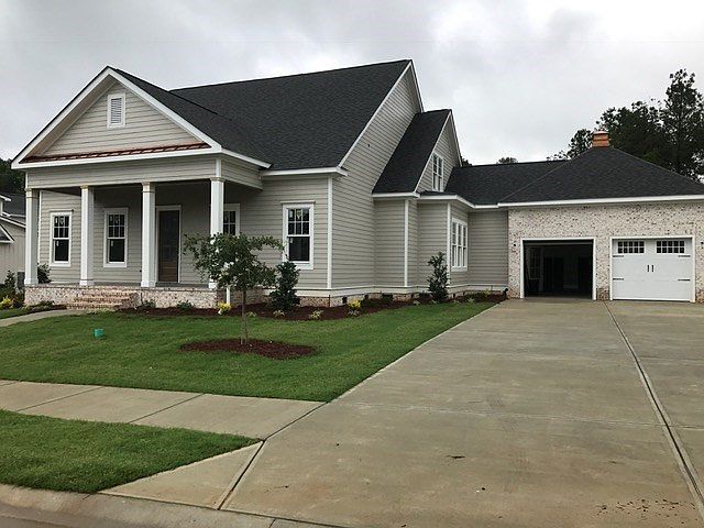 1st image of 323 Little Branch Ln