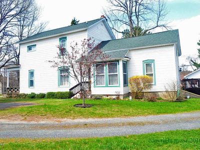 174 N Rutledge St, Pentwater, MI, 49449