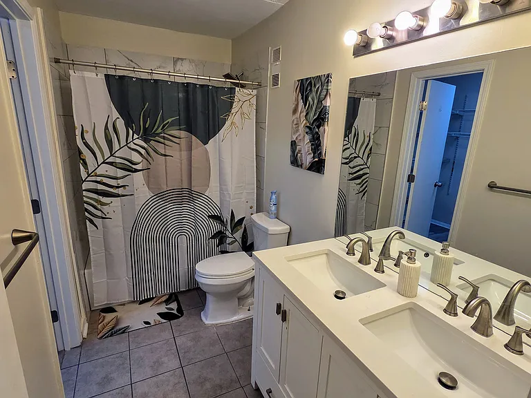 905 Wynnes Ridge Cir SE #905 — Photo 1