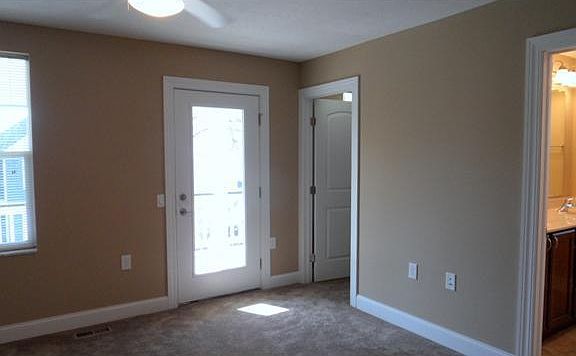 5th image of 240 N 21st St