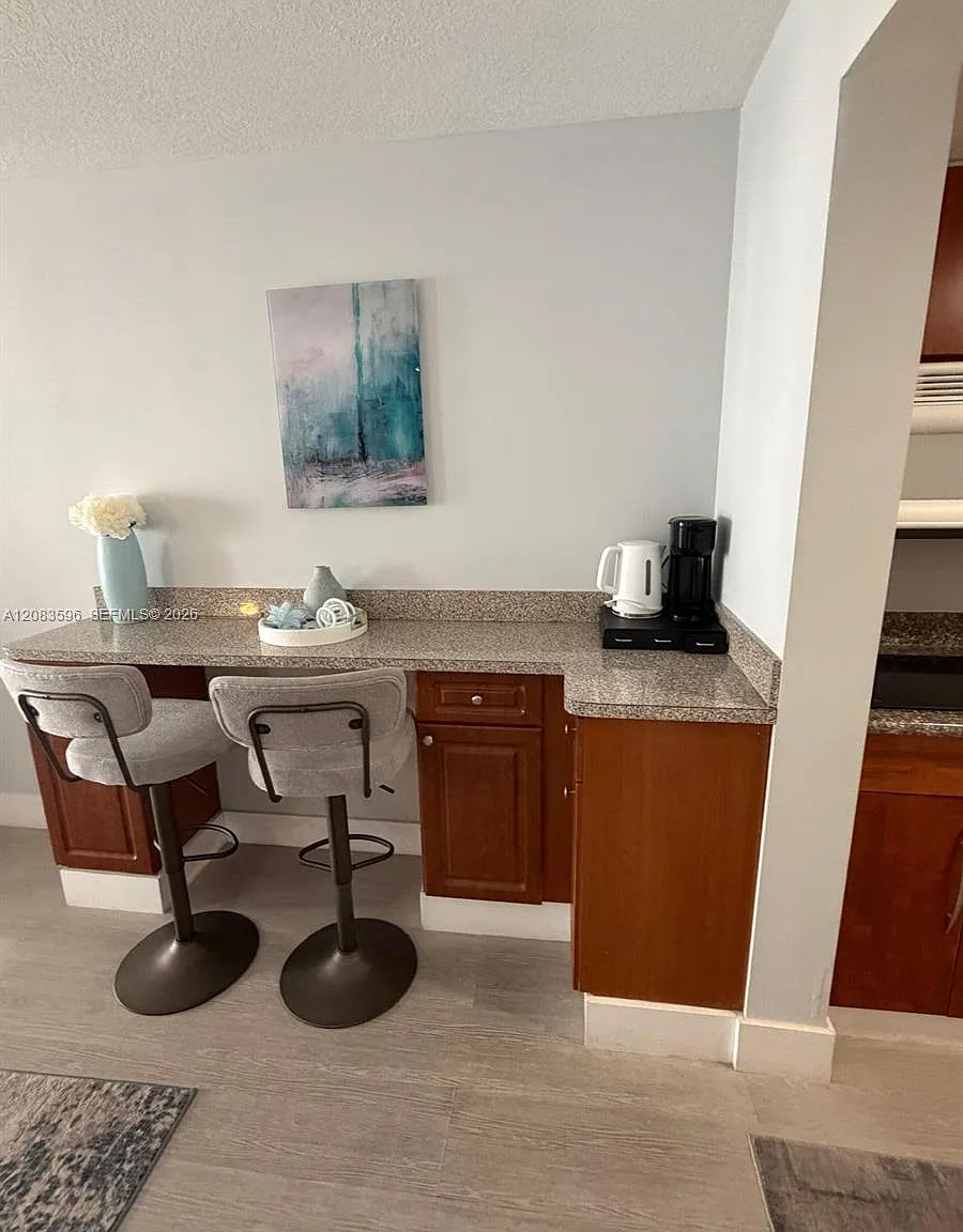 1200 Brickell Bay Dr — Photo 3