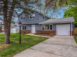 4 Elaine Ct, Old Bridge, NJ 08857