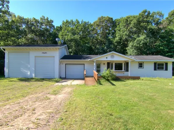 9821 Deer Park Road, Eau Claire, WI 54703