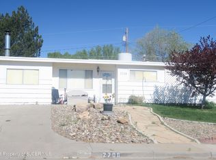 2708 Edgecliff Dr, Farmington, NM 87402