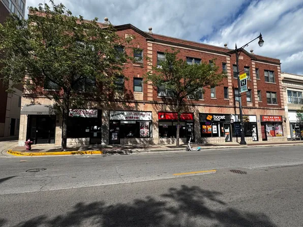 El Howard LLC, 327-339 Howard St #208, Evanston, IL 60202