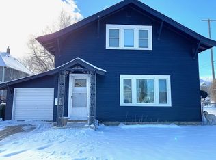 720 W 24th St, Kearney, NE 68845