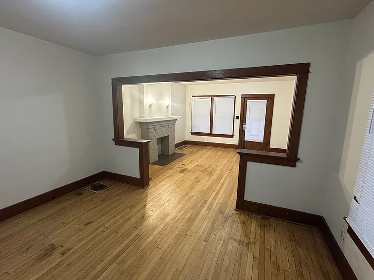 1411 Pursell Ave — Photo 9