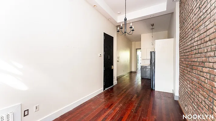 Rented by Nooklyn NYC LLC | media 7