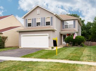 2297 N Arapahoe Trl, Round Lake Heights, IL 60073