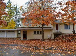 1610 Timber Lane Dr, Traverse City, MI 49686