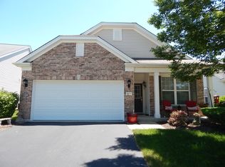 2497 Sandlewood Cir, Elgin, IL 60124