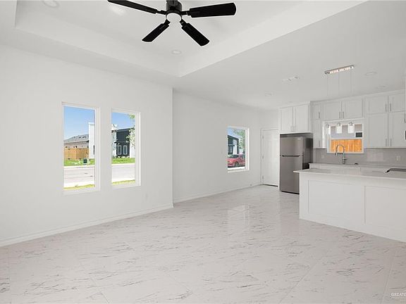 5th image of 11308 N 25th St